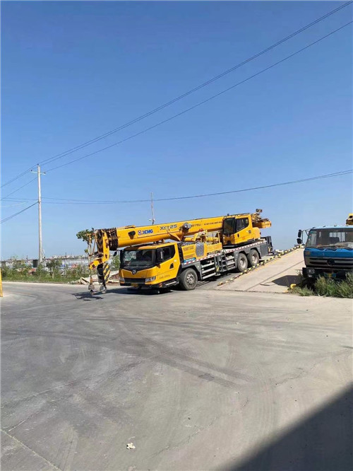 盐源县吊车作业时，可能会产生哪些额外收费项目？