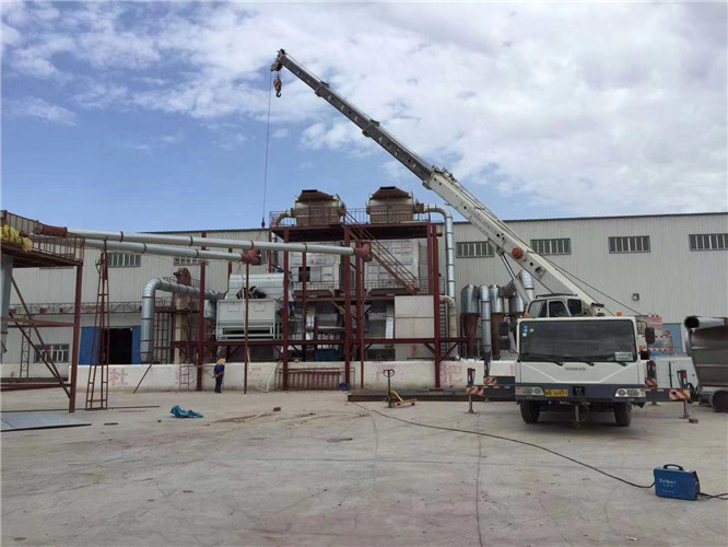 盐源县“手脚齐动”—— 吊车的 “协同作业” 技术